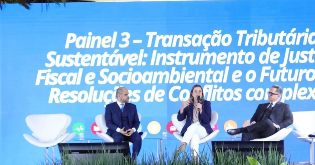 Anelize Lenzi Ruas de Almeida